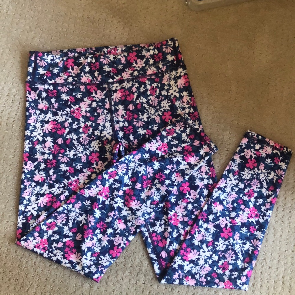 NWOT Eddie Bauer Print Leggings